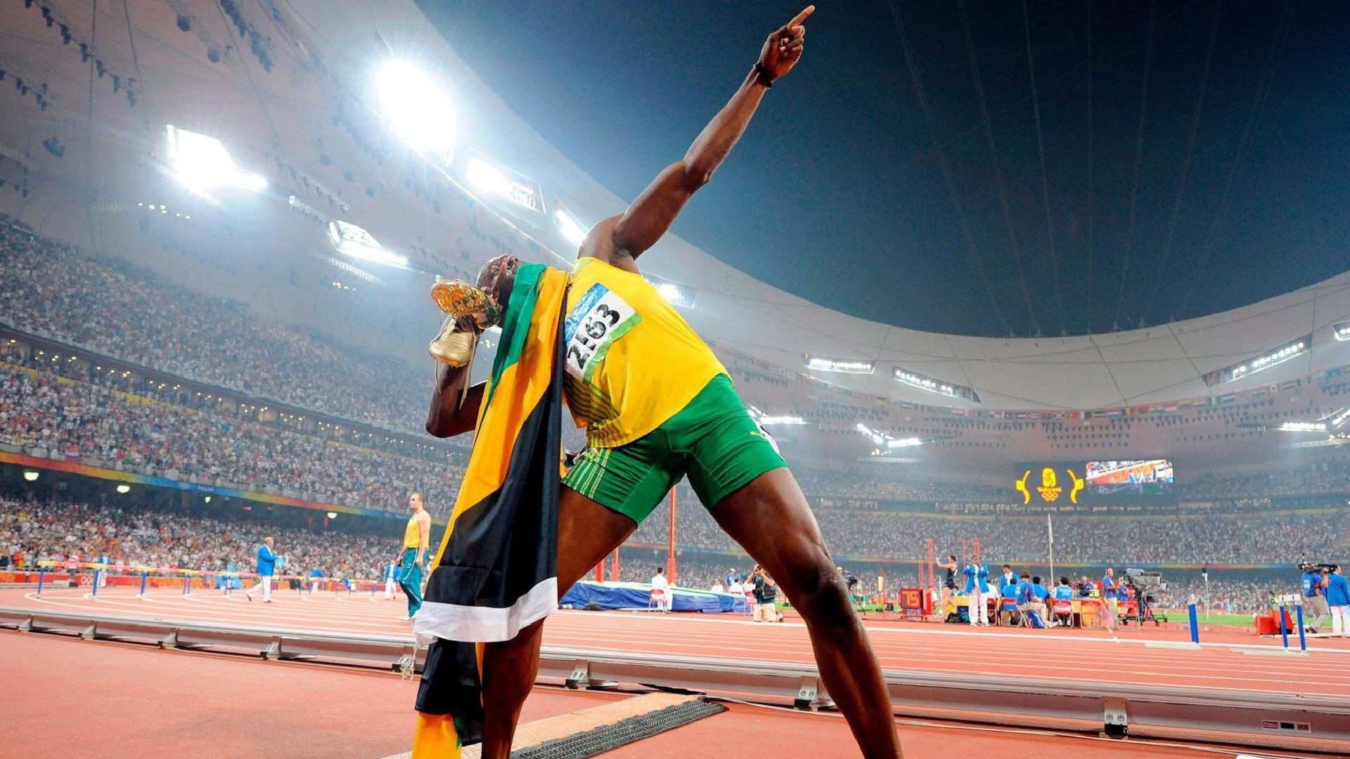 田径赛季新星涌现百米大战激烈，田径百米视频